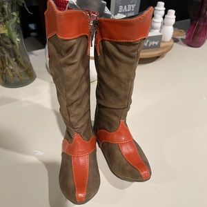 Disney Raya boots. Size 7/8.